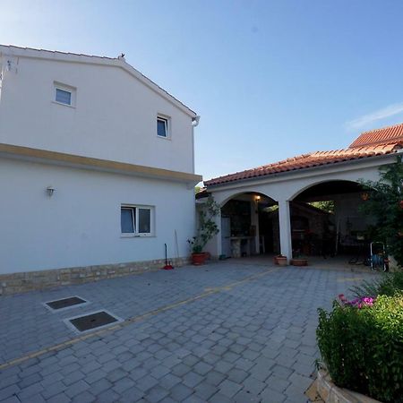 Apartments Sanja Jezera Bagian luar foto