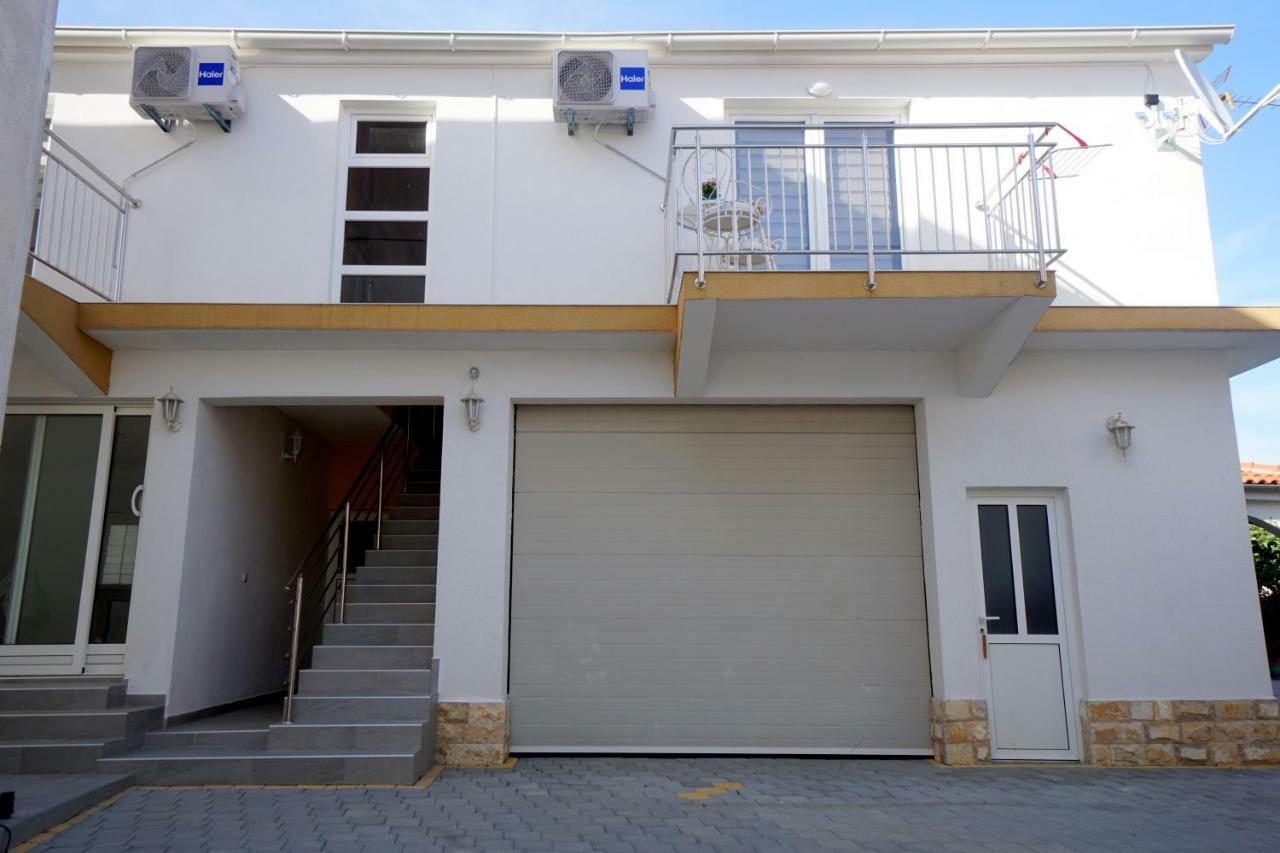 Apartments Sanja Jezera Bagian luar foto